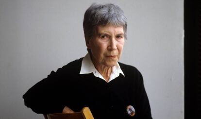 Natalia Ginzburg, retratada en 1990.