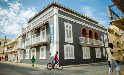 Fachada del Museo de la Fotografía de Saint Louis (Senegal).