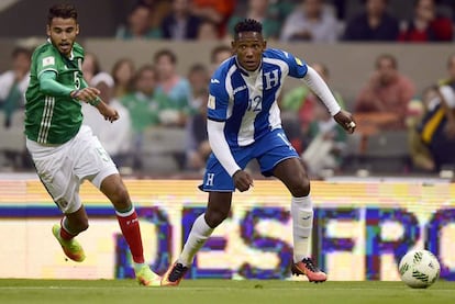 Reyes y Quioto durante un partido en junio pasado.