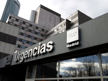 Entrada de las urgencias del Hospital de La Paz de Madrid, en una imagen de archivo.