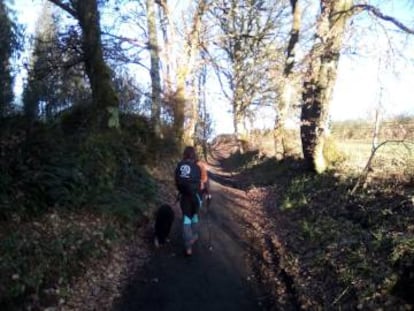 Neo and Mari Carmen Astigarraga along a French stretch of the Camino.