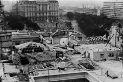 Azotea de la Casa Rosada tras los bombardeos.