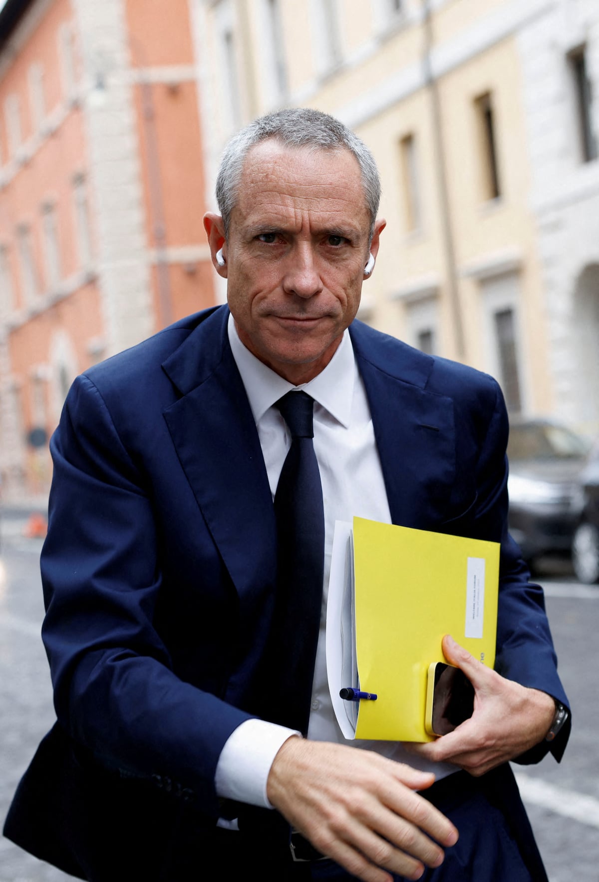 Poste Italiane busca controlar Telecom Italia con una oferta de 10.800 millones de euros
