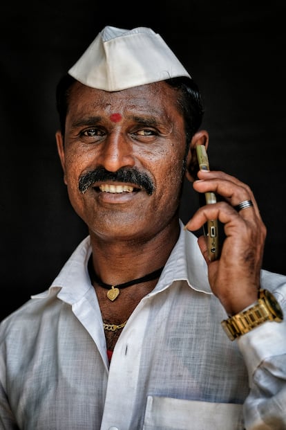 Kailash Baban Vatane, 40, is from Telegar (Pune) and has been working as a 'dabbawala' for 25 years.