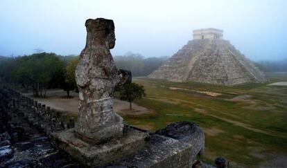 El templo maya de Kukulcan, en Chichen Itza, Yucat&aacute;n (M&eacute;xico). 