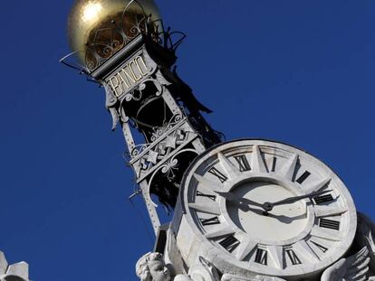 Detalle de la fachada del Banco de España. EFE/Chema Moya/Archivo