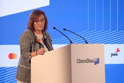 La presidenta de la Airef, Carmen Herrero, reiteró la necesidad de contar con un acuerdo de país que asegure una estrategia de consolidación fiscal a medio plazo y un plan de reequilibrio para garantizar la sostenibilidad de las finanzas públicas.