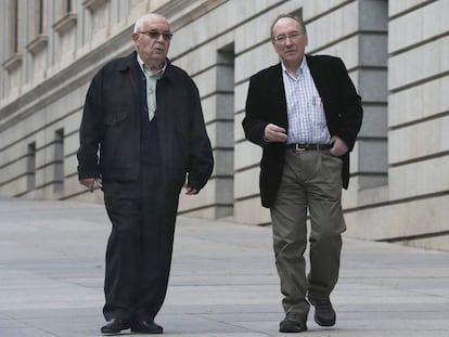 Political prisoners Víctor Díaz and Raúl Herrero.