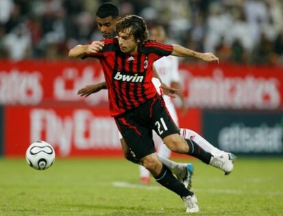 Pirlo, durante un partido con el Milan.