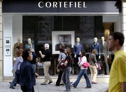 Centro de Cortefiel en el Portal de l' Àngel, en Barcelona.