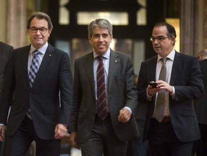 Francesc Homs (centre) con Artur Mas y Jordi Turull.