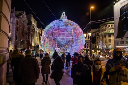 Luces de Navidad en el centro de Madrid el 2 de diciembre.