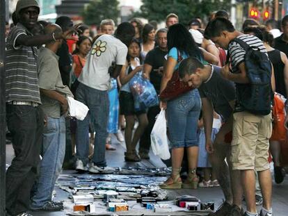 La 'manta' vuelve al centro