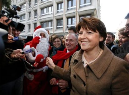 Martine Aubry, en la inauguración ayer de un mercadillo de Navidad en Lille (norte de Francia).