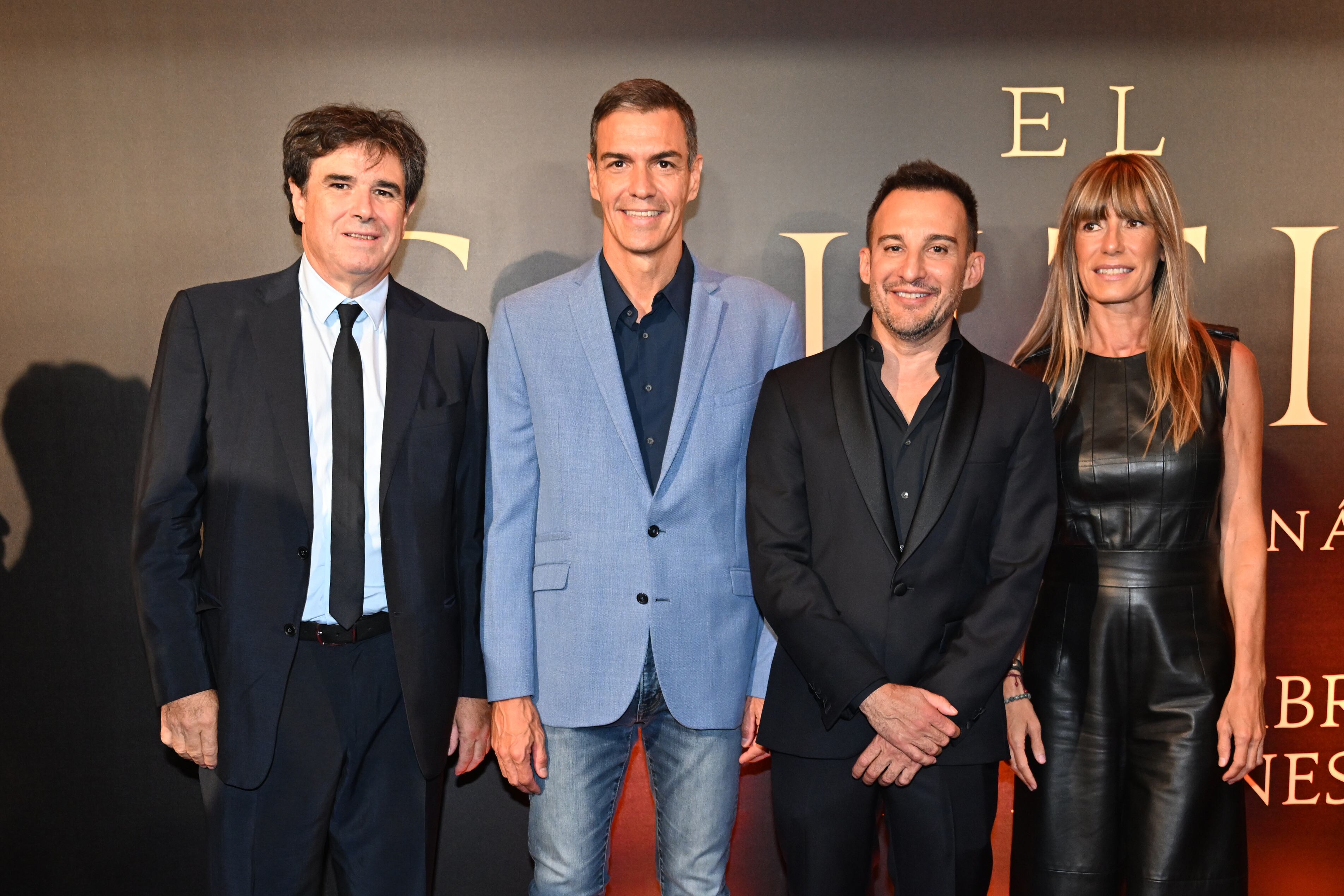 Pedro Sánchez y Begoña Gómez asisten al preestreno de ‘El cautivo’, de Amenábar