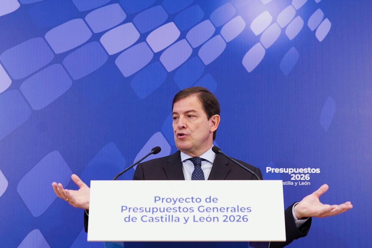 Las Cortes de Castilla y León frenan los Presupuestos por presentarlos “después de plazo” y “sin aprobar el límite de gasto”