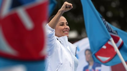 Luisa González en un evento de campaña en Quito, Ecuador, el 9 de abril.