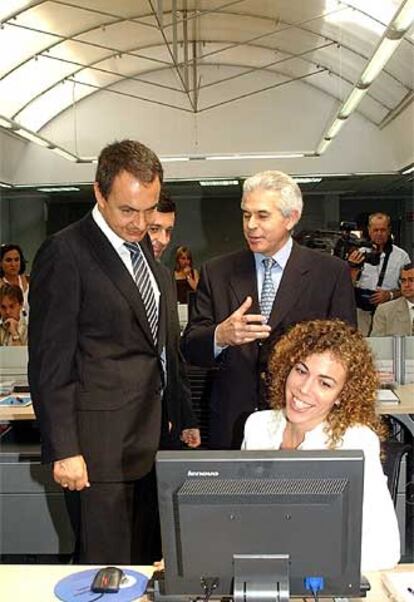 Zapatero, en el Instituto Nacional de Tecnologías de la Comunicación.