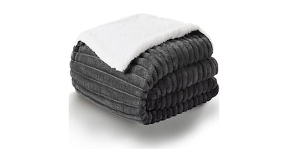 Chollos de la semana Amazon sobre fondo blanco.