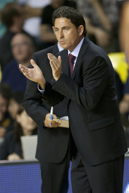 El entrenador del Regal FC Barcelona, Xavi Pascual, durante el primer partido de la final de la Liga ACB.