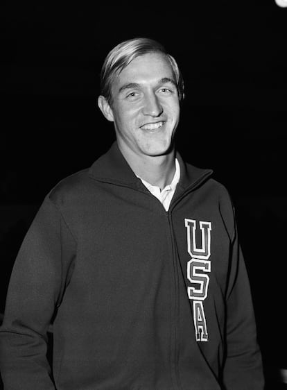 El jugador de tenis estadounidense Stan Smith en 1968.