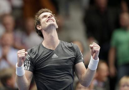 Andy Murray celebra su victoria, tras derrotar a David Ferrer. 