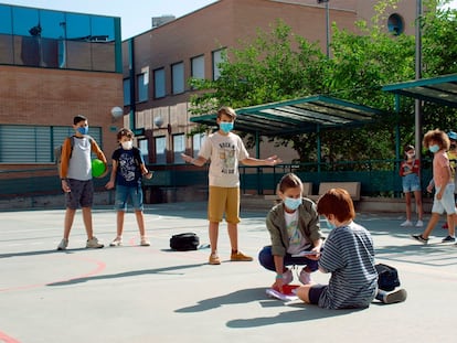 Según datos de la Asociación NACE, uno de cada cinco niños escolarizados sufre 'bullying' en España y solo el 15% de las víctimas se atreven a contarlo a familiares o profesores.