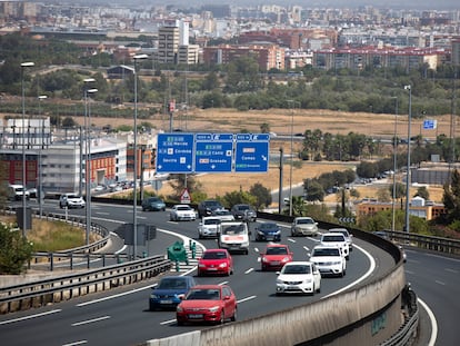 Tráfico en la autovía A-49 sentido Huelva-Portugal, el 27 de agosto en Sevilla.