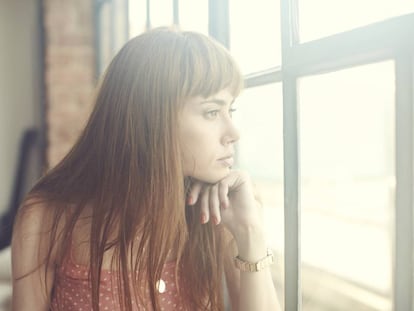 ¿Tomar el sol en la ventana sirve para sintetizar vitamina D mientras dure el confinamiento?