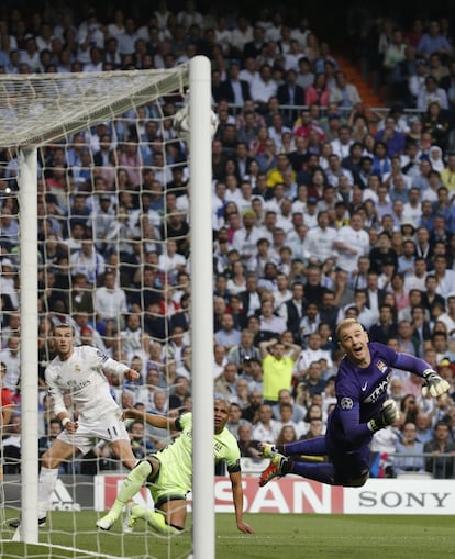 Gareth Bale marca el primer gol de Real Madrid ante el Manchester City.
