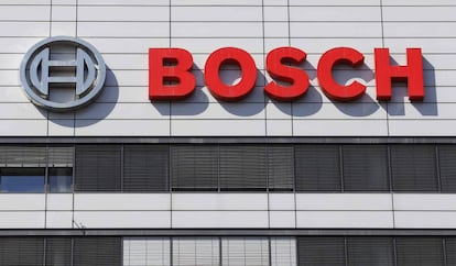 Logo de Bosch en la sede de Stuttgart (Alemania), en una imagen de archivo.