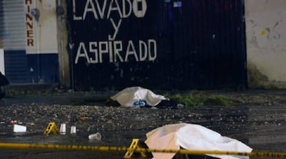 Los cuerpos de dos estudiantes en Guerrero. 