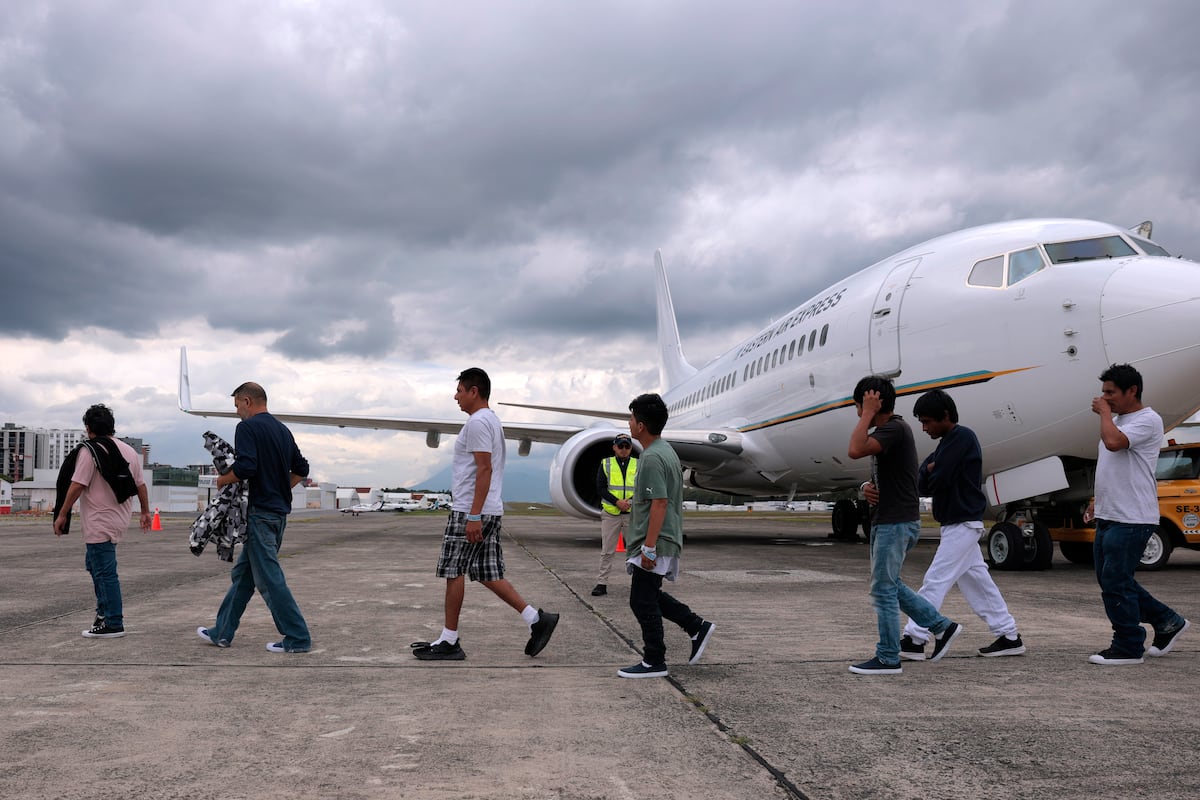 Estados Unidos deportó a 442.000 personas en el año fiscal 2025 | Inmigración en Estados Unidos