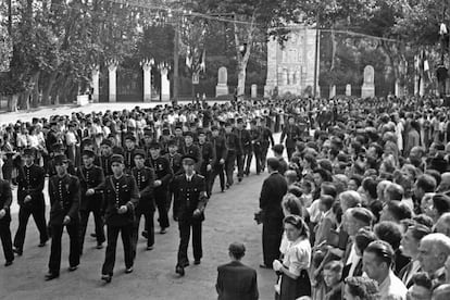 Moment de la desfilada amb motiu de l'alliberament de l'ocupació nazi, el 27 d'agost de 1944.