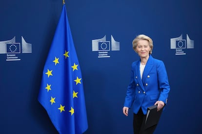 La presidenta de la Comisión Europea, Ursula von der Leyen, antes de su comparecencia de este martes en Bruselas.