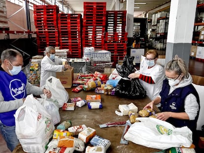 Voluntarios del Banco de Alimentos de Vigo.