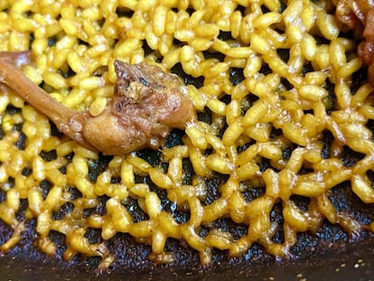 Detalle del arroz en la paella. J.C. CAPEL