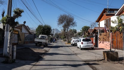Un pasaje del barrio 'El Cortijo' en Santiago, Chile, el 3 de julio de 2025.