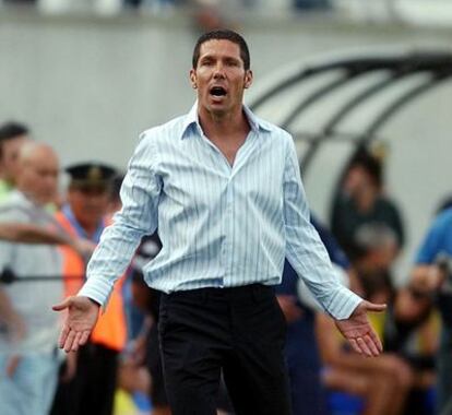 Diego Simeone, cuando era entrenador del Racing, durante un partido de liga argentina disputado frente a Boca Juniors, en La Plata.