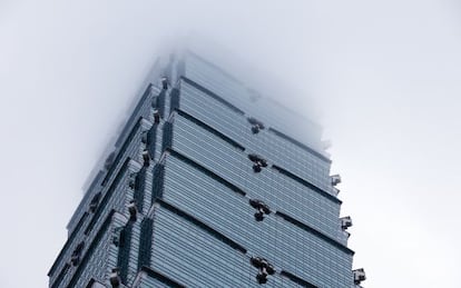 El Taipei 101 se encargó de romper la barrera de los 500 metros en 2004.