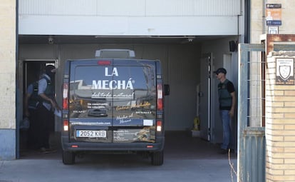 La furgoneta de La Mechá, incautada por la Guardia Civil.