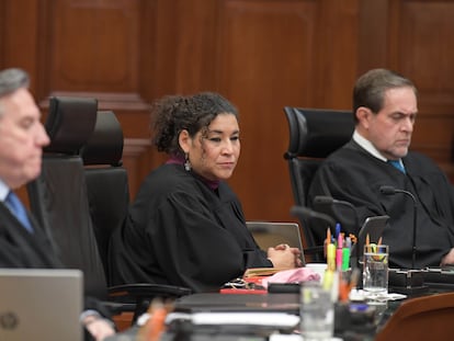 Lenia Batres durante la sesión de la Suprema Corte del 8 de enero.