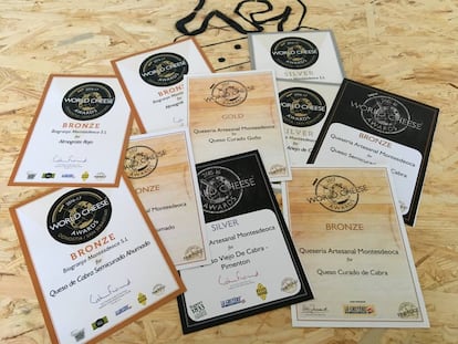 PREMIOS WORLD CHEESE OTORGADOS A MONTES DE OCA / CAPEL