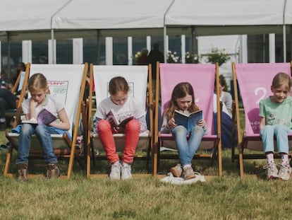 Un grupo de niños en una edición pasada del Hay Festival de Cartagena de Indias.