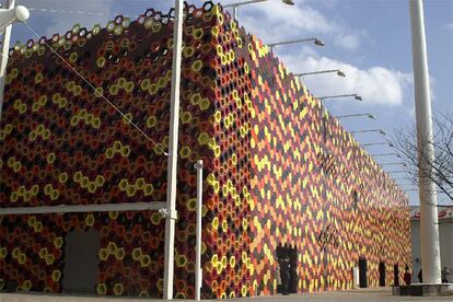 El pabellón abrió ayer sus puertas y es obra del arquitecto Alejandro Zarea.