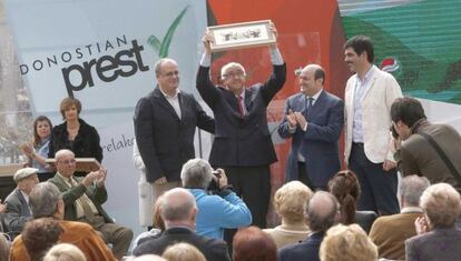 Acto de reconocimiento a concejales del PNV en la historia del Ayuntamiento de San Sebastián.