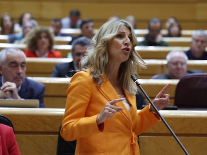 La vicepresidenta segunda del Gobierno y ministra de Trabajo y Economía Social, Yolanda Díaz, en la sesión de control al Gobierno en el Senado, el 2 de abril.