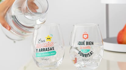 Vasos perfectos para sorprender con un regalo práctico, como los de Mr.Wonderful, que incluyen divertidos mensajes.