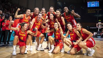 Las jugadoras española celebran el pase a semifinales