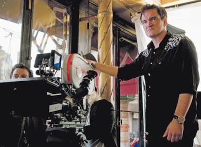 <b>Quentin Tarantino, en pleno rodaje: el gran bastardo del cine de videoclub entregado a su propia odisea bélica.</b>